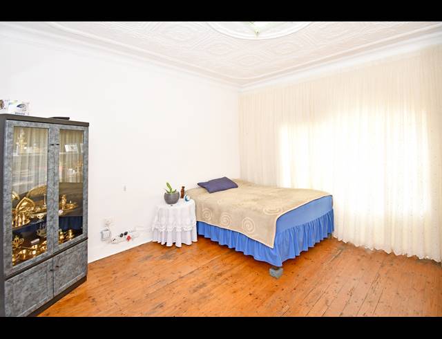 4 BEDROOM HOUSE FOR SALE IN MAYFAIR WEST